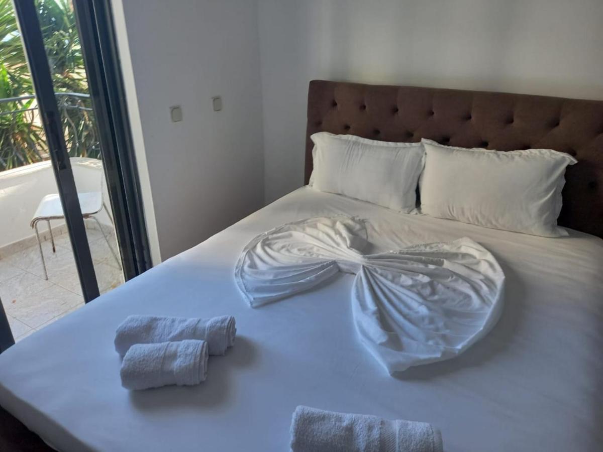 Sunset Aparthotel Sarande Ngoại thất bức ảnh