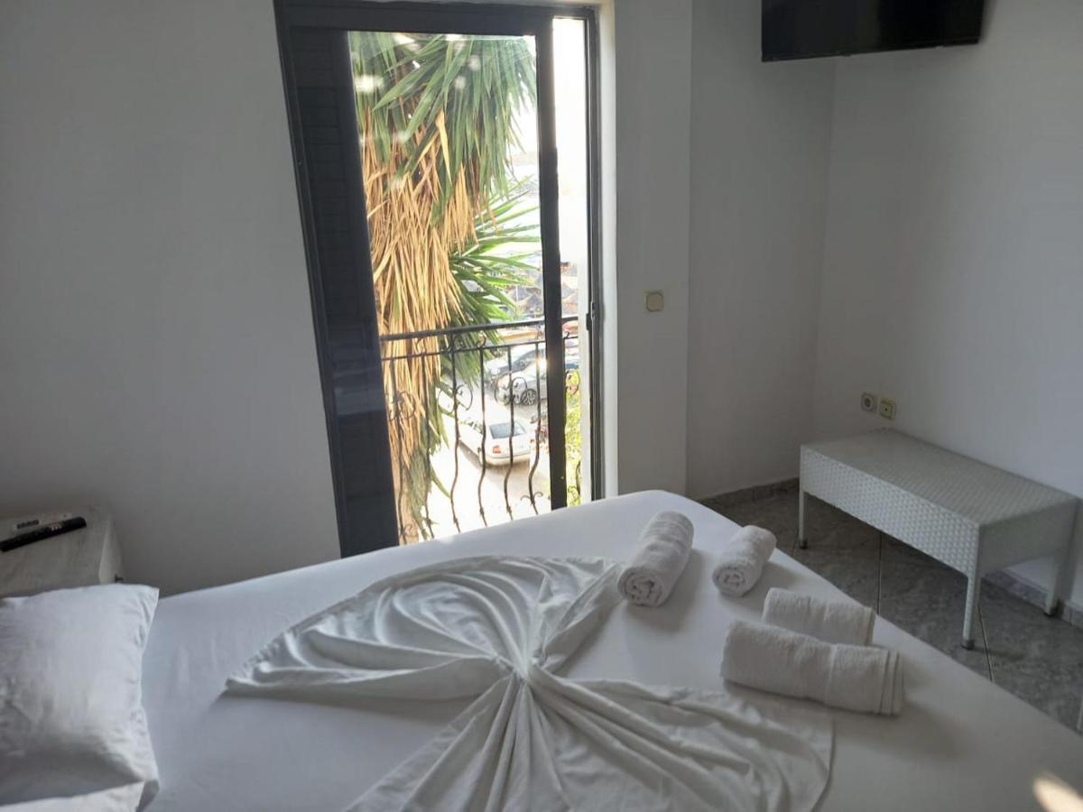 Sunset Aparthotel Sarande Ngoại thất bức ảnh