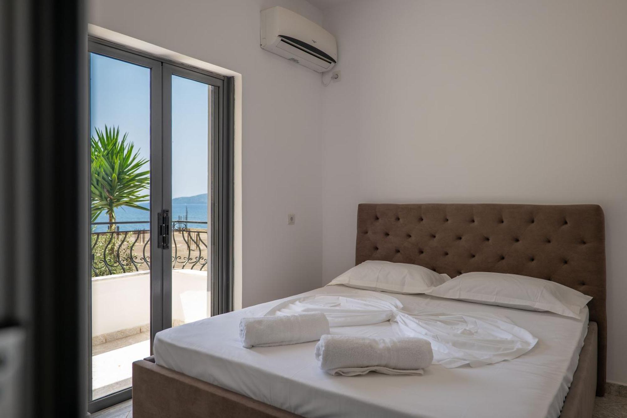 Sunset Aparthotel Sarande Ngoại thất bức ảnh
